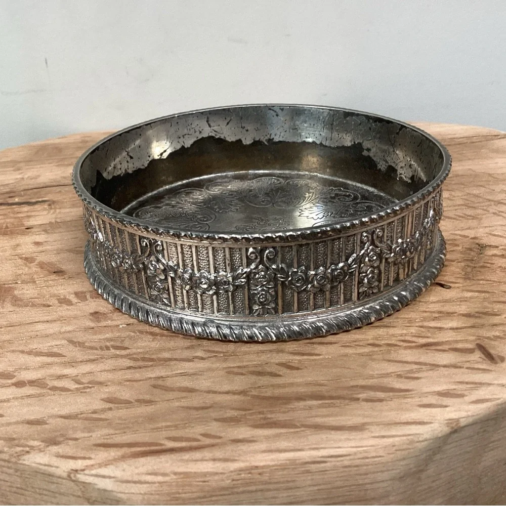 🔵 Vintage - Made In Japan - Silver Plate Wine Bottle Coaster - Candle Holder